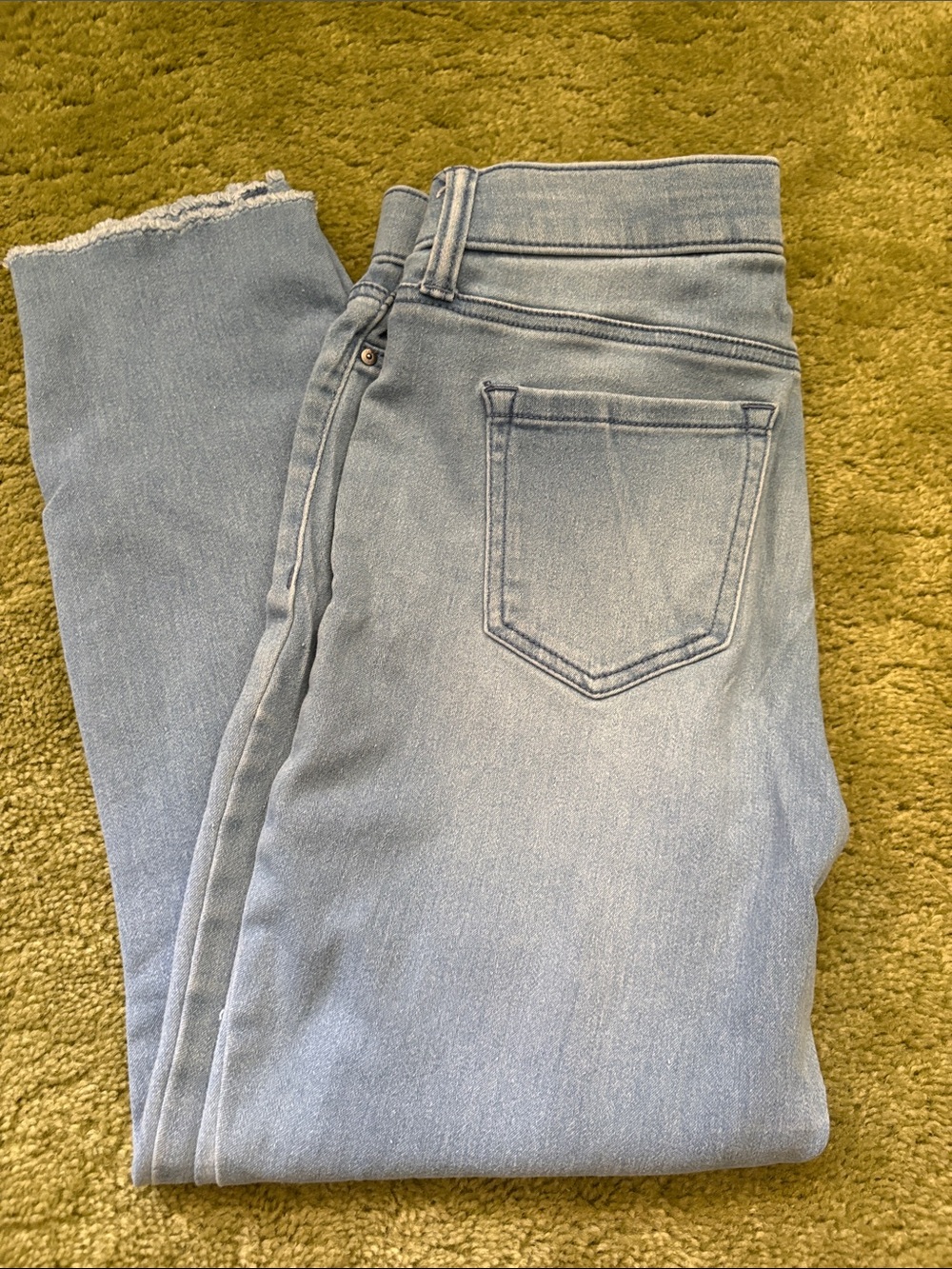 Classic Light Blue Women’s Jeans